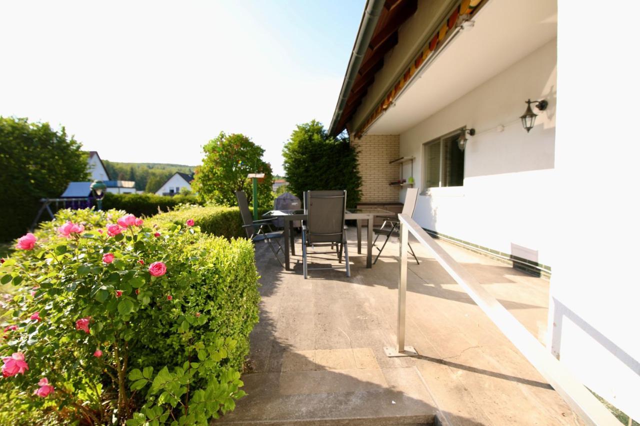 Moderne, Herzliche Und Grosse Ferienwohnung Mitten Im Naturpark Grebenhain Exterior foto