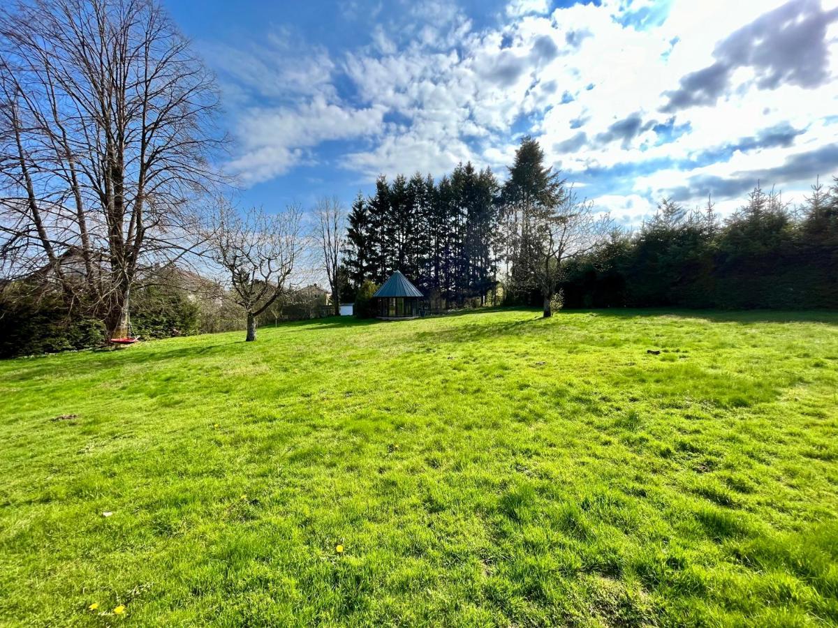 Moderne, Herzliche Und Grosse Ferienwohnung Mitten Im Naturpark Grebenhain Exterior foto